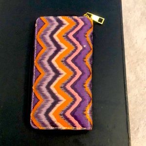 Vintage snakeskin-like wallet